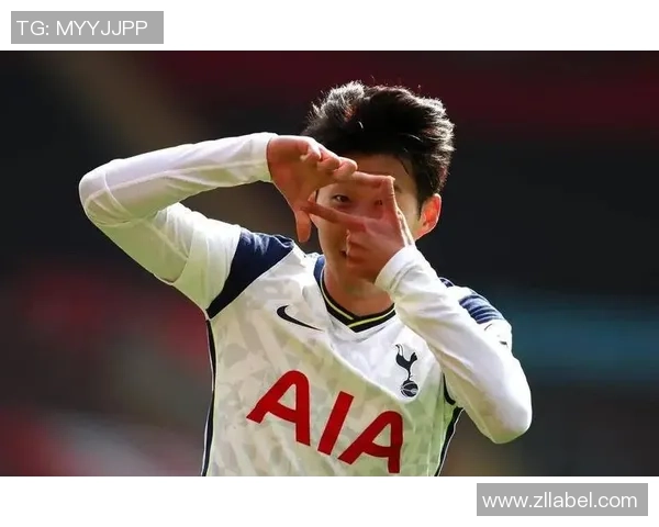 上海羽毛球队灵活性引发热议球员表现与战术调整成焦点讨论 上海羽毛球队灵活性引发热议球员表现与战术调整成焦点讨论