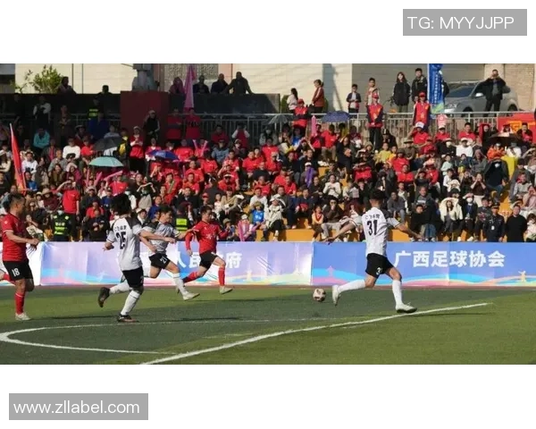 实际足球6带你体验真实赛场激情与战术对决的完美结合 实际足球6带你体验真实赛场激情与战术对决的完美结合