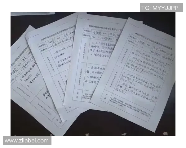 足球意外撞到人引发的安全隐患与运动员保护措施探讨